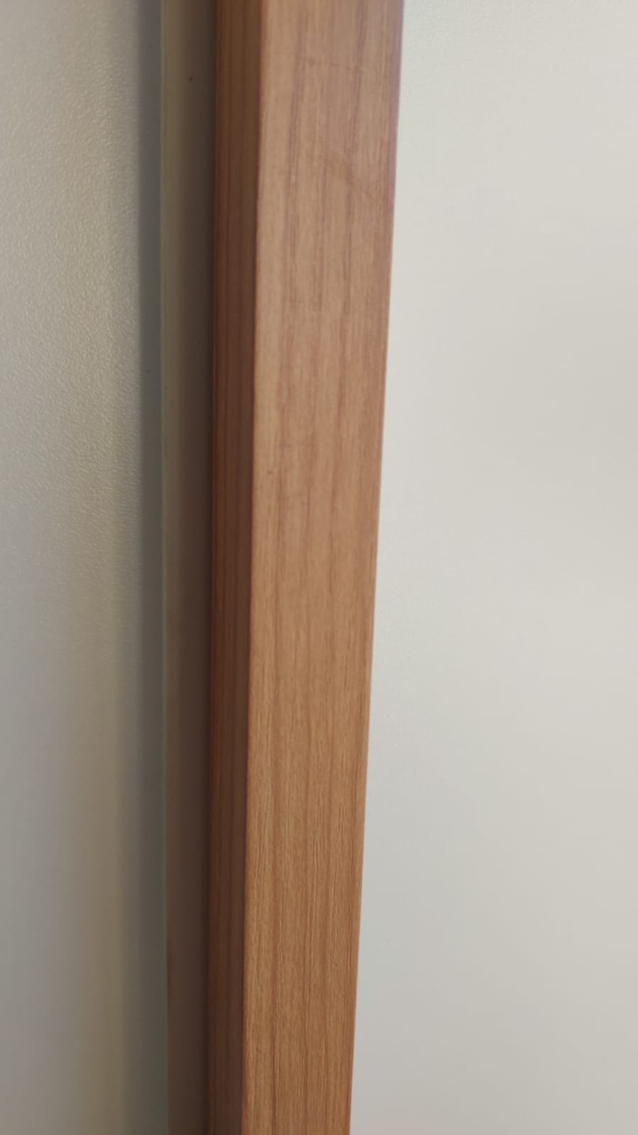 TERMINAL LATERAL TEAK (PARAISO)